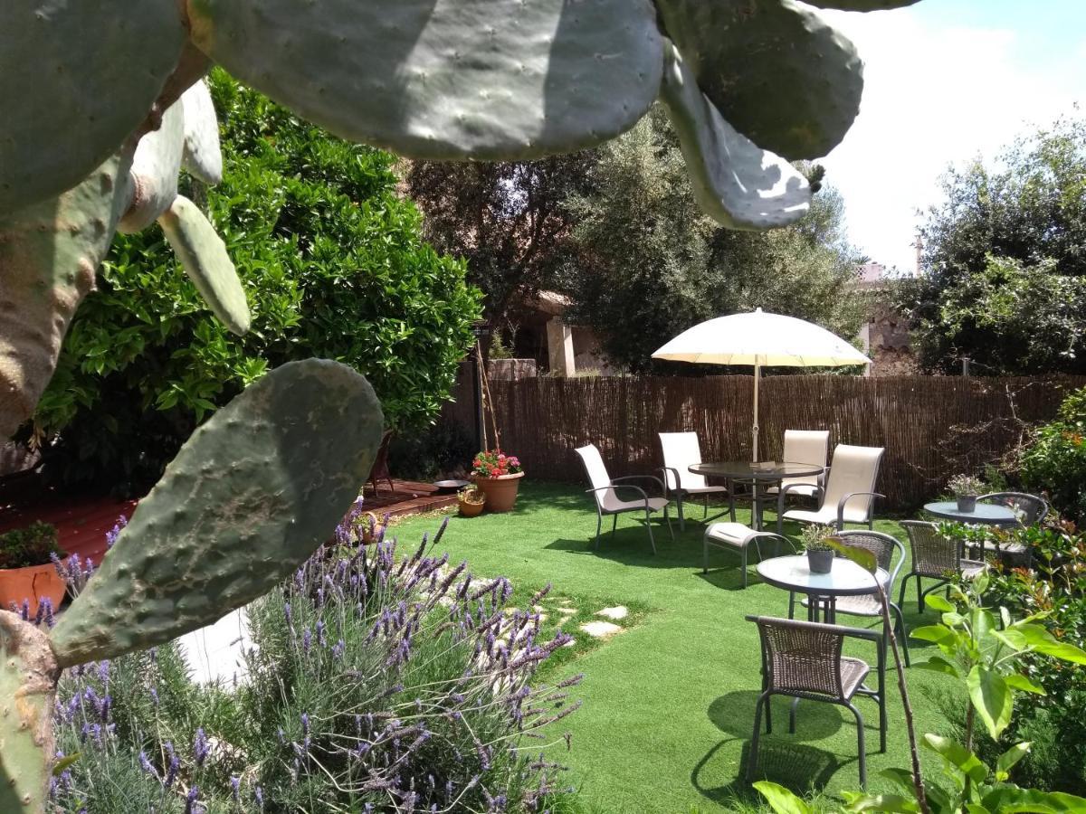 Casa Caimari Guest House, For Mountain Lovers! Buitenkant foto