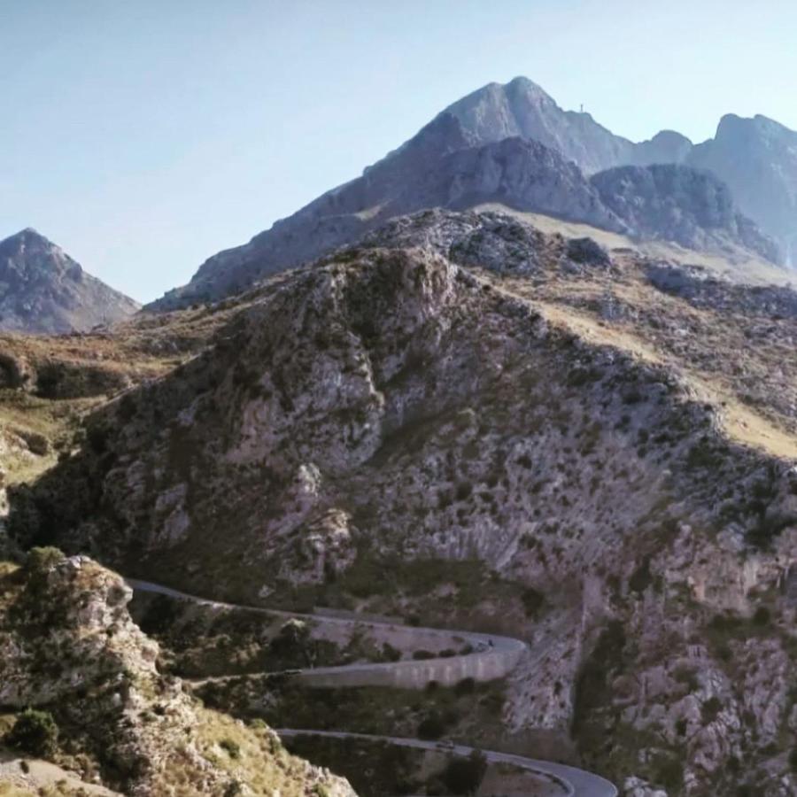 Casa Caimari Guest House, For Mountain Lovers! Buitenkant foto