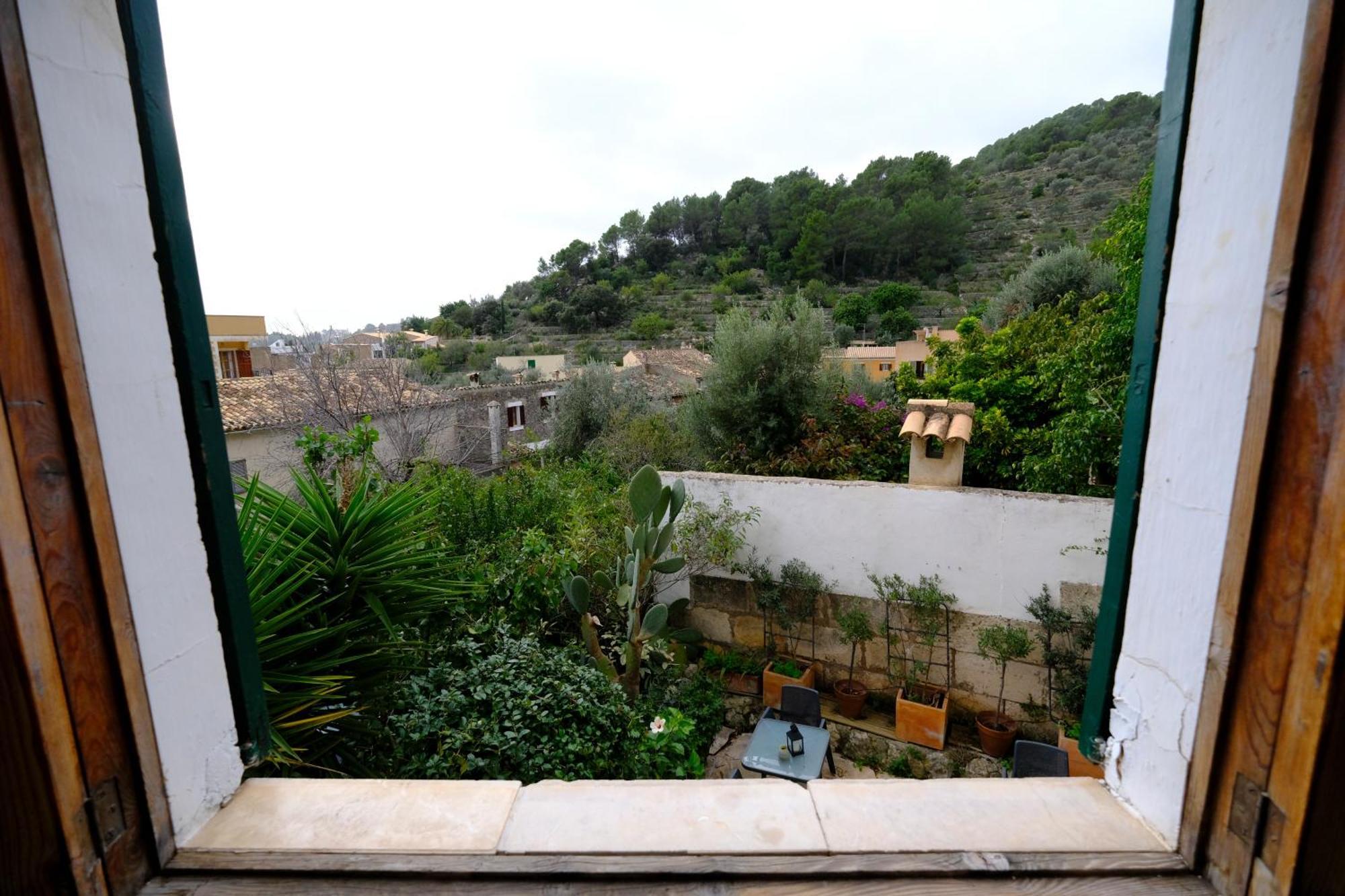 Casa Caimari Guest House, For Mountain Lovers! Buitenkant foto