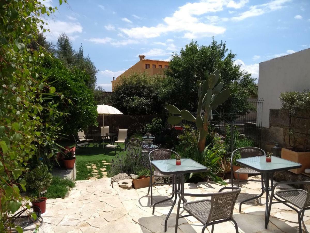 Casa Caimari Guest House, For Mountain Lovers! Buitenkant foto